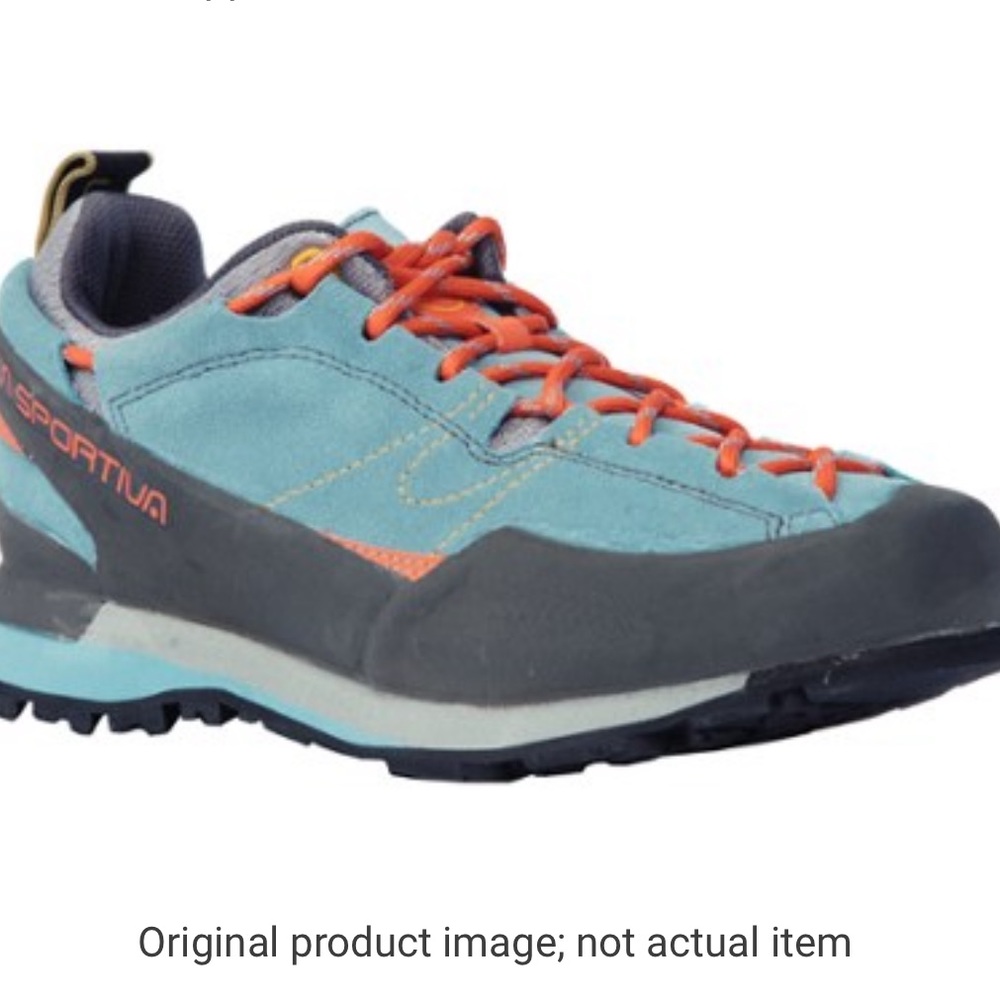 Women’s La Sportiva Boulder X Approach Shoe - size 9 1/2
